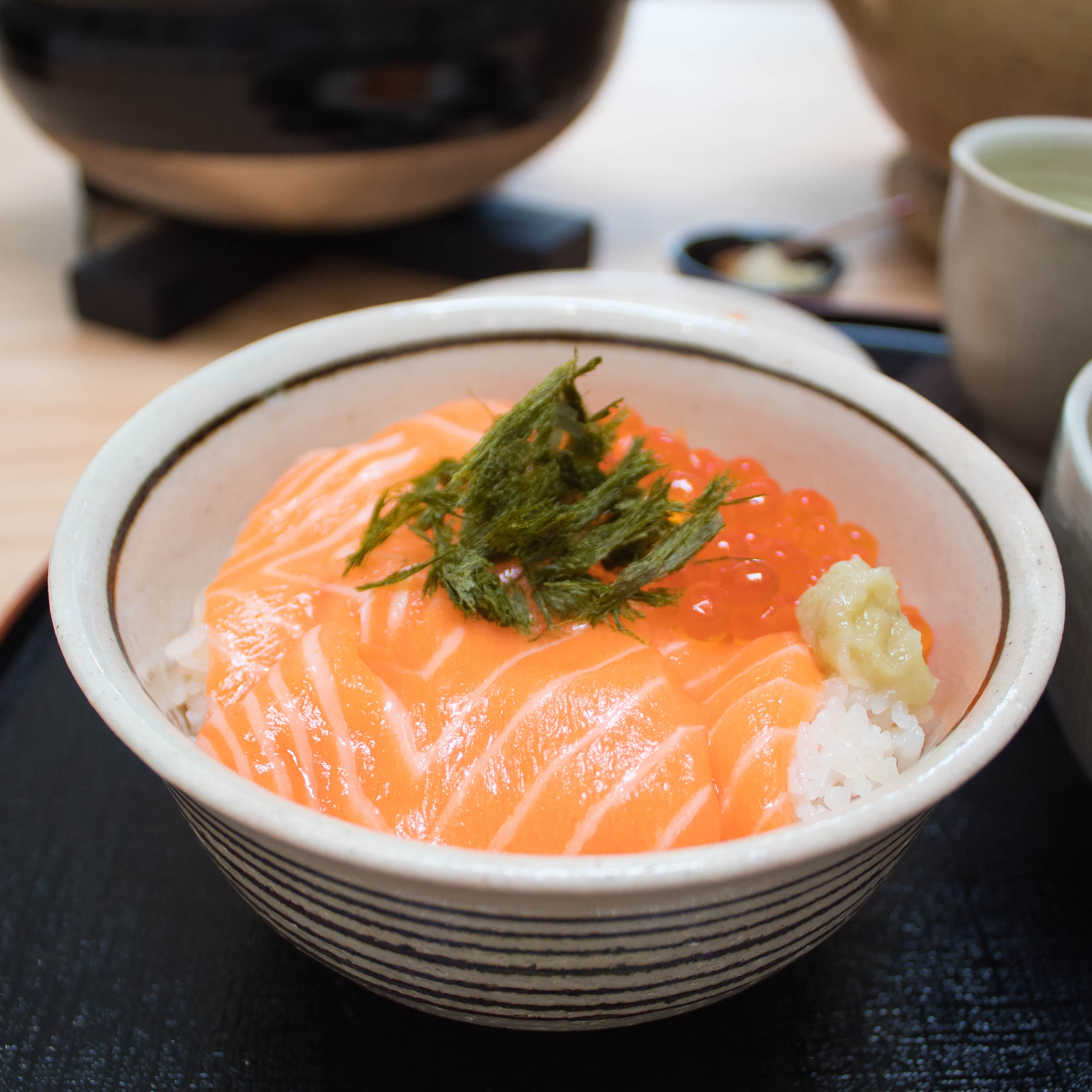 salmon chirashi bowl recipe