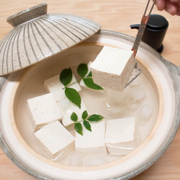 Hiyayakko tofu (tofu soyeux frais à la japonaise) - The Greenquest