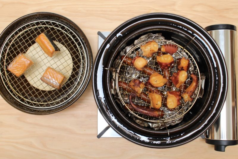 Basic Smoking with Donabe Smoker, Ibushi Gin Happy Donabe Life