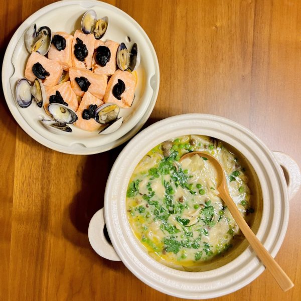 Steamed Salmon and English Pea Soup – Happy Donabe Life